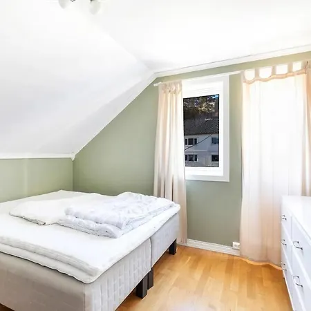 아파트 With Balcony And Free Parking 크리스티안산