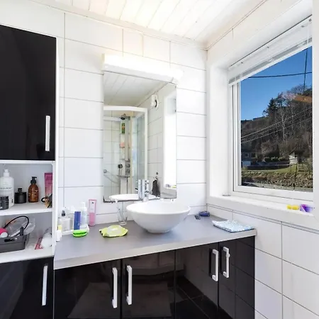 Apartament With Balcony And Free Parking Kristiansand