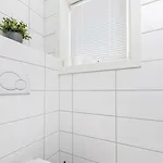 With Balcony And Free Parking Kristiansand